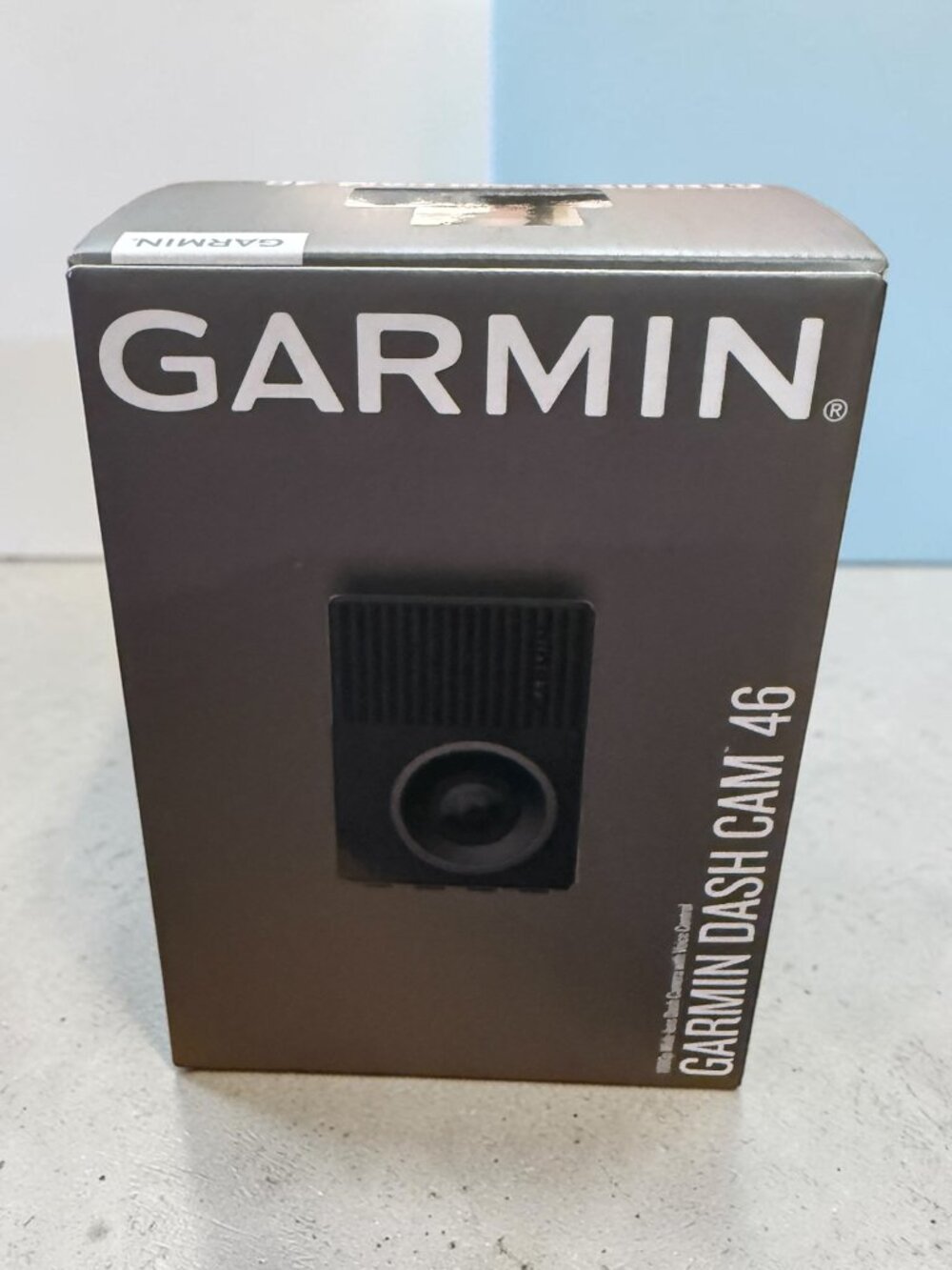 GARMIN Dash Cam 46 - NEW